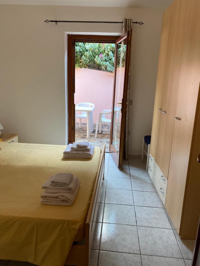 Case Vacanze Dany Budoni Exterior foto